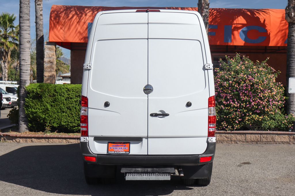 Used 2016 Freightliner Sprinter 3500 - photo 9
