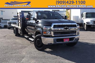 2021 Chevrolet Silverado 5500 Crew Cab DRW RWD Flatbed Truck for sale #60097 - photo 1