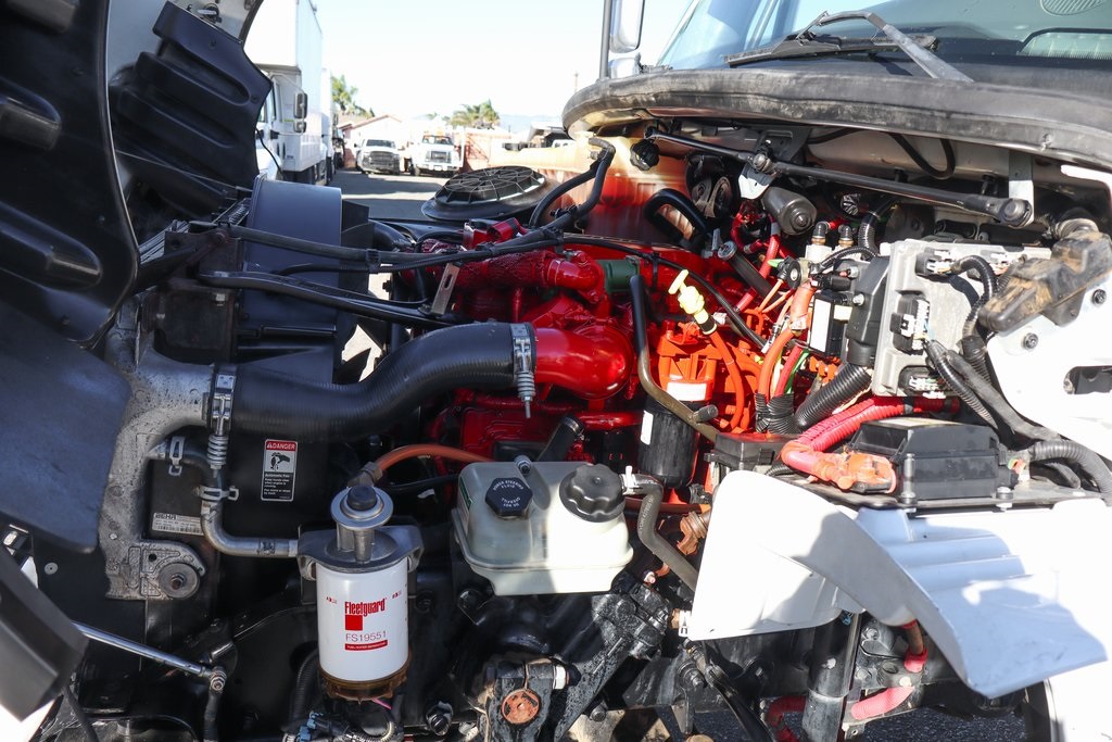 Used 2016 Freightliner M2 106 - photo 19