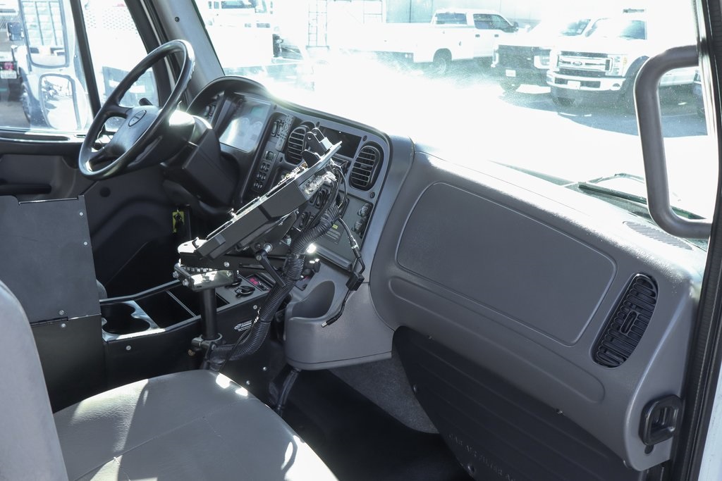 Used 2016 Freightliner M2 106 - photo 43