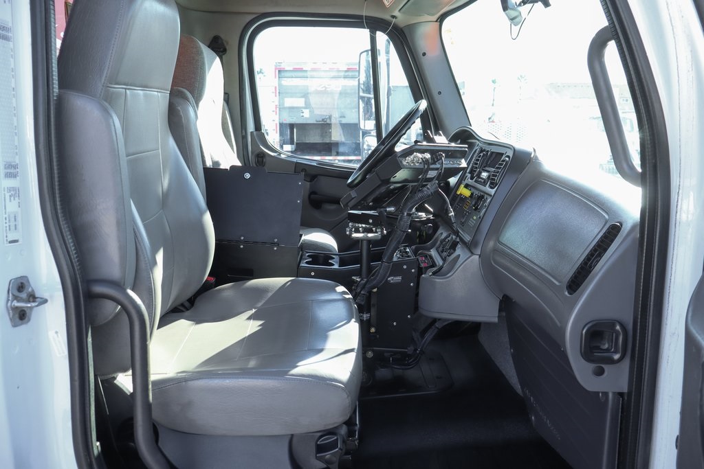 Used 2016 Freightliner M2 106 - photo 44