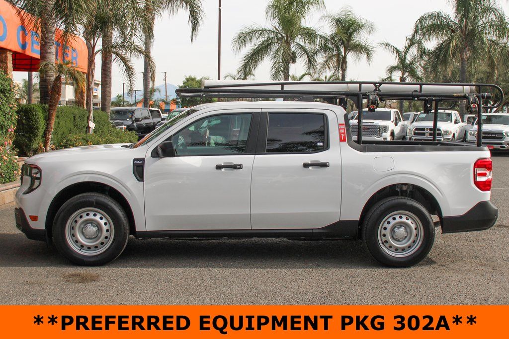 Used 2025 Ford Maverick - photo 8
