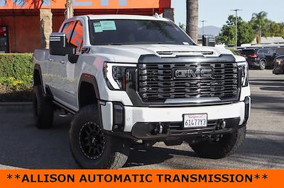 Used 2024 GMC Sierra 2500 - photo 1
