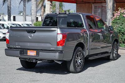 Used 2022 Nissan Titan SV Crew Cab for sale #60634 - photo 2