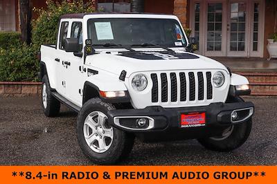 Used 2022 Jeep Gladiator - photo 1