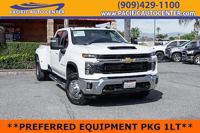 Used 2024 Chevrolet Silverado 3500 - photo 1