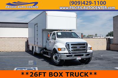 Used 2015 Ford F-650 - photo 1