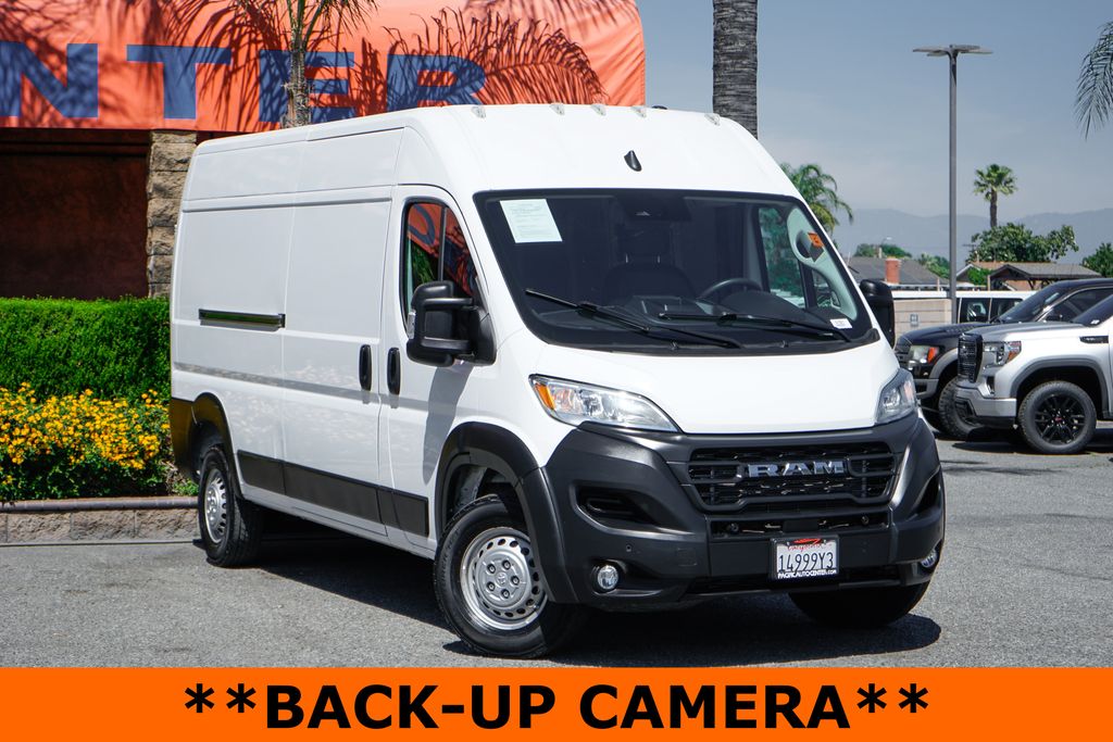 Used 2024 Ram ProMaster 2500 - photo 2