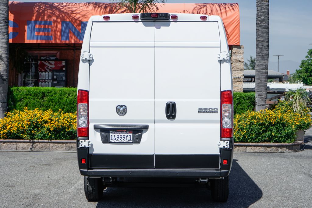 Used 2024 Ram ProMaster 2500 - photo 9