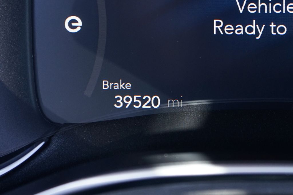 Used 2022 Chrysler Pacifica - photo 1
