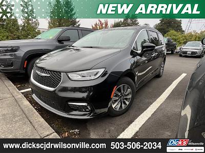 2021 Chrysler Pacifica FWD Minivan for sale #MR605770 - photo 1