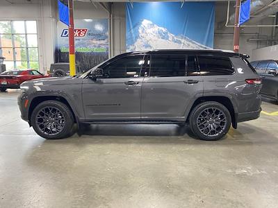 2023 Jeep Grand Cherokee L 4WD SUV for sale #P8769056 - photo 2
