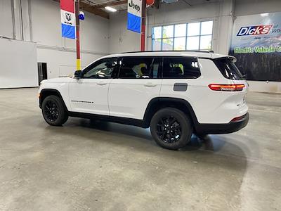 2024 Jeep Grand Cherokee L 4WD SUV for sale #R8560510 - photo 2