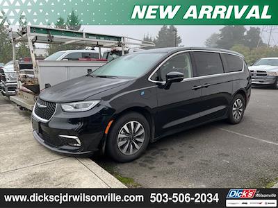 2024 Chrysler Pacifica FWD Minivan for sale #RR144640 - photo 1