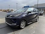Used 2022 Toyota Sienna XLE Minivan for sale #G251323A - photo 4