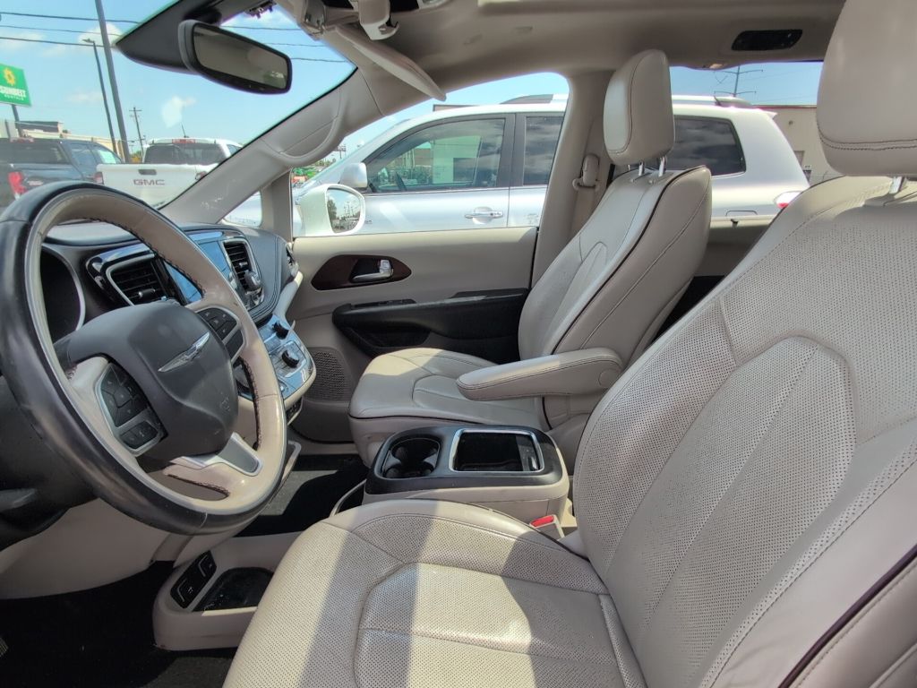 Used 2020 Chrysler Pacifica - photo 16