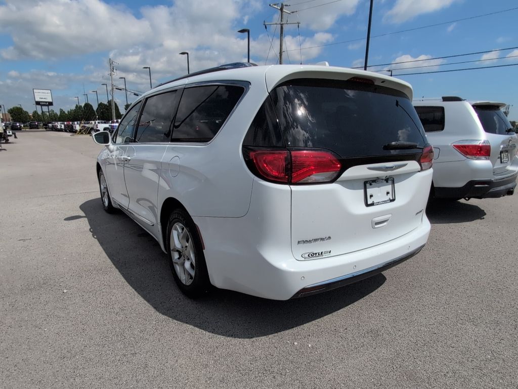 Used 2020 Chrysler Pacifica - photo 7