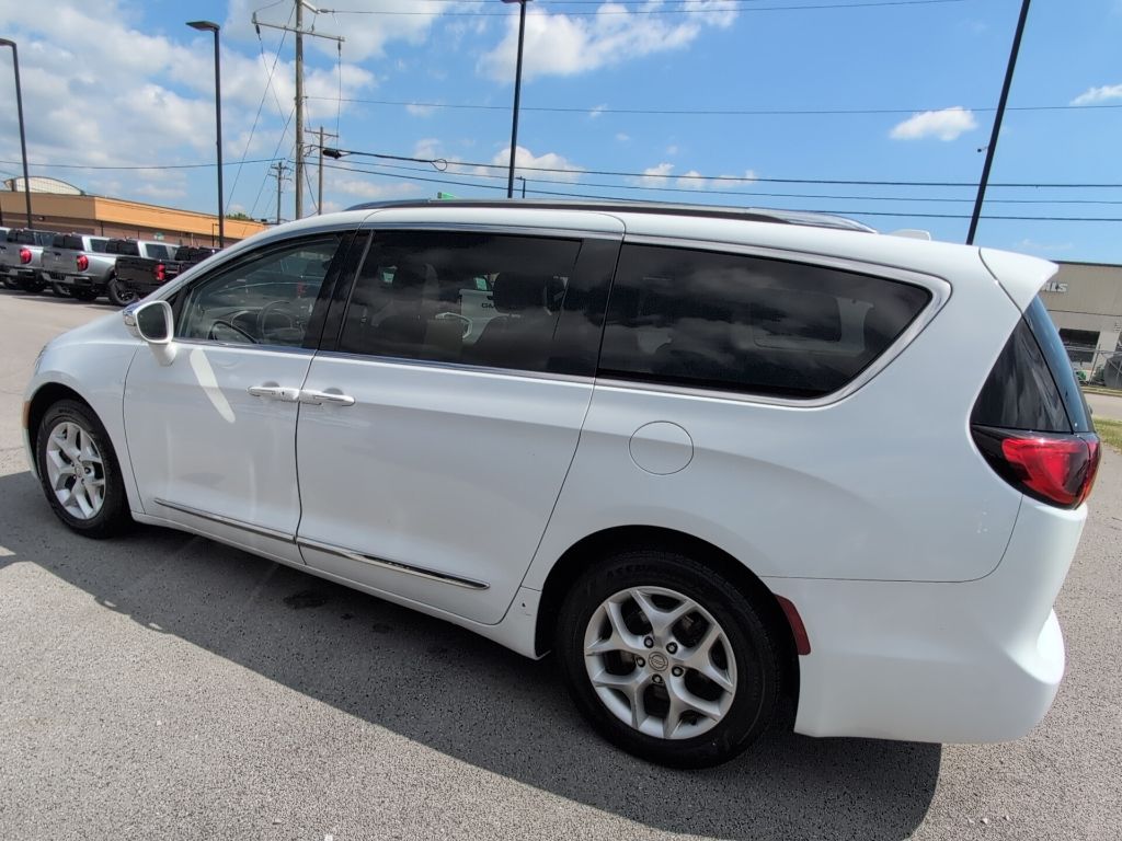 Used 2020 Chrysler Pacifica - photo 8
