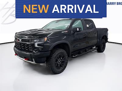 Used 2025 Chevrolet Silverado 1500 - photo 1