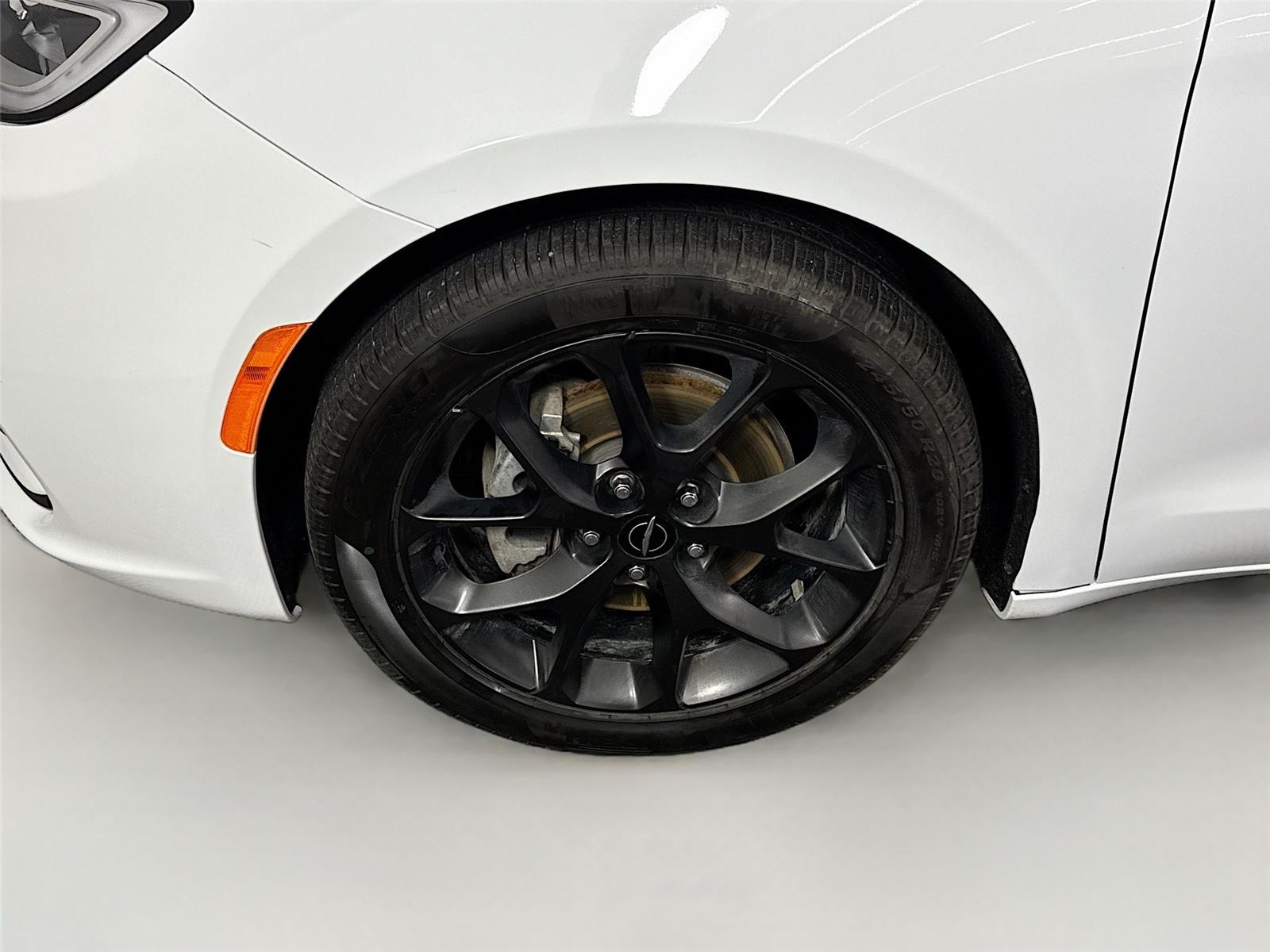 Used 2025 Chrysler Pacifica - photo 19