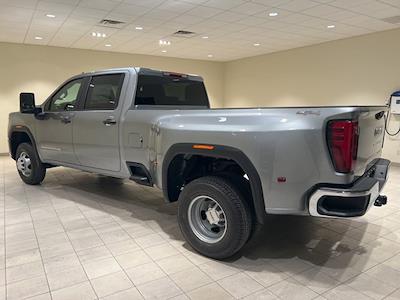 2025 GMC Sierra 3500 Crew Cab 4WD, Pickup for sale #53604 - photo 2