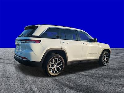 Used 2025 Jeep Grand Cherokee Limited for sale #11283 - photo 2