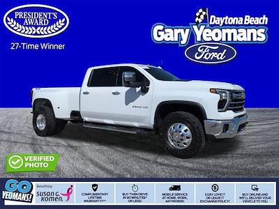 Used 2025 Chevrolet Silverado 3500 - photo 1
