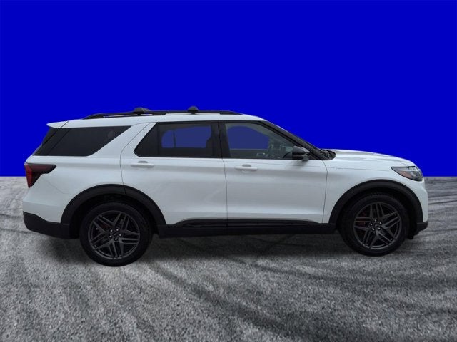 Used 2025 Ford Explorer - photo 5