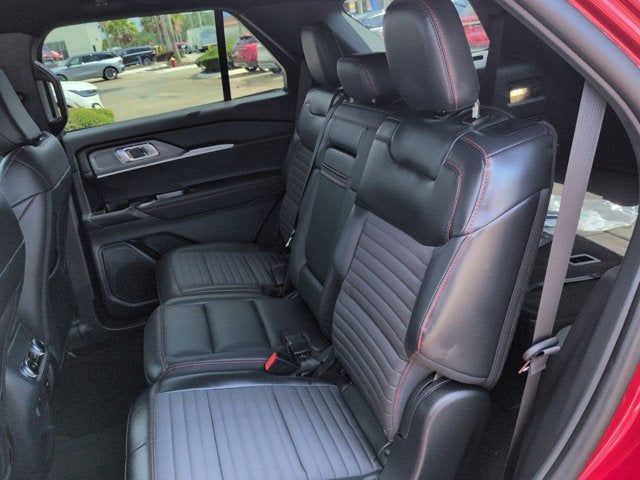 Used 2026 Ford Explorer - photo 16