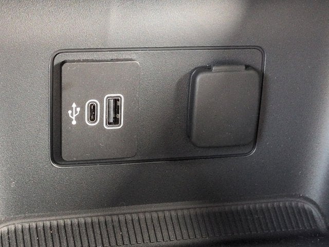 Used 2026 Ford Explorer - photo 24