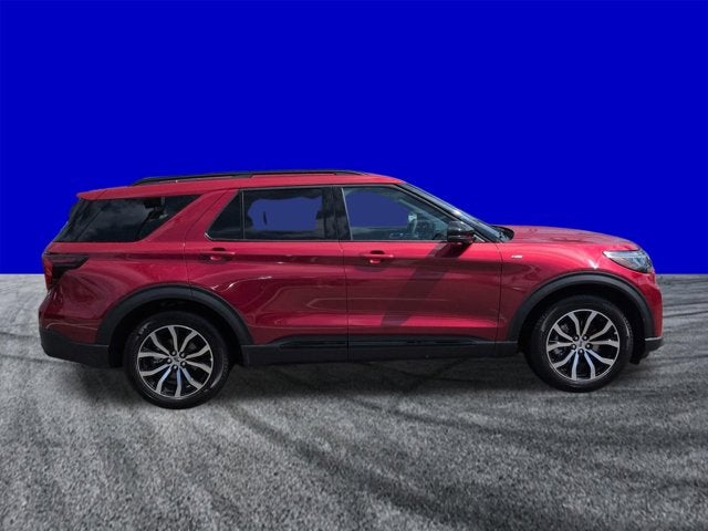 Used 2026 Ford Explorer - photo 5
