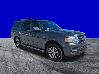 Used 2016 Ford Expedition - photo 1
