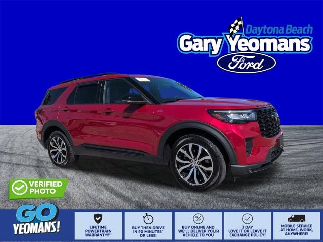 Used 2025 Ford Explorer - photo 1