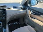 Used 2017 Nissan Rogue SV SUV for sale #FR2259C - photo 11