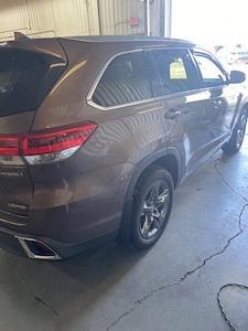Used 2018 Toyota Highlander Hybrid Limited for sale #FS1088B - photo 2