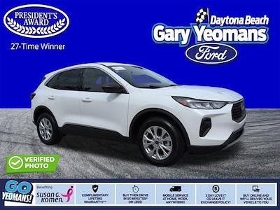 Used 2023 Ford Escape - photo 1