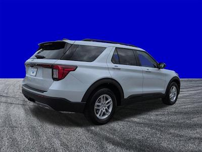 New 2026 Ford Explorer - photo 2