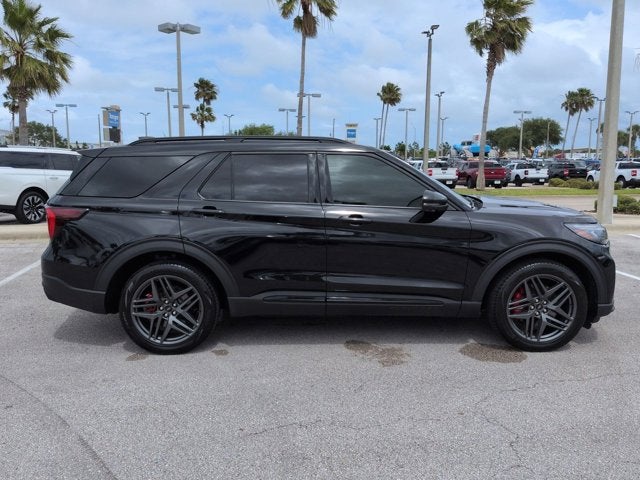 Used 2025 Ford Explorer - photo 33