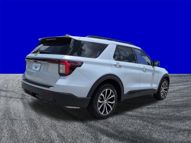 New 2026 Ford Explorer - photo 2