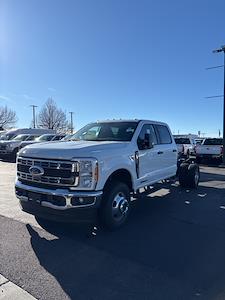 2026 Ford F-350 Crew Cab DRW 4WD Cab Chassis for sale #17F4921 - photo 1