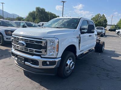 2025 Ford F-350 Crew Cab DRW 4x4 Cab Chassis for sale #17S4707 - photo 1