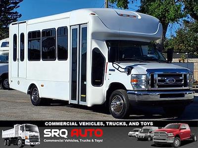 Used 2014 Ford E-350 RWD Starcraft Bus Shuttle Bus for sale #D054A - photo 1