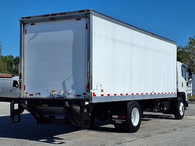Used 2019 Isuzu FTR Regular Cab 24' Box Truck with Liftgate for sale #D102 - photo 2