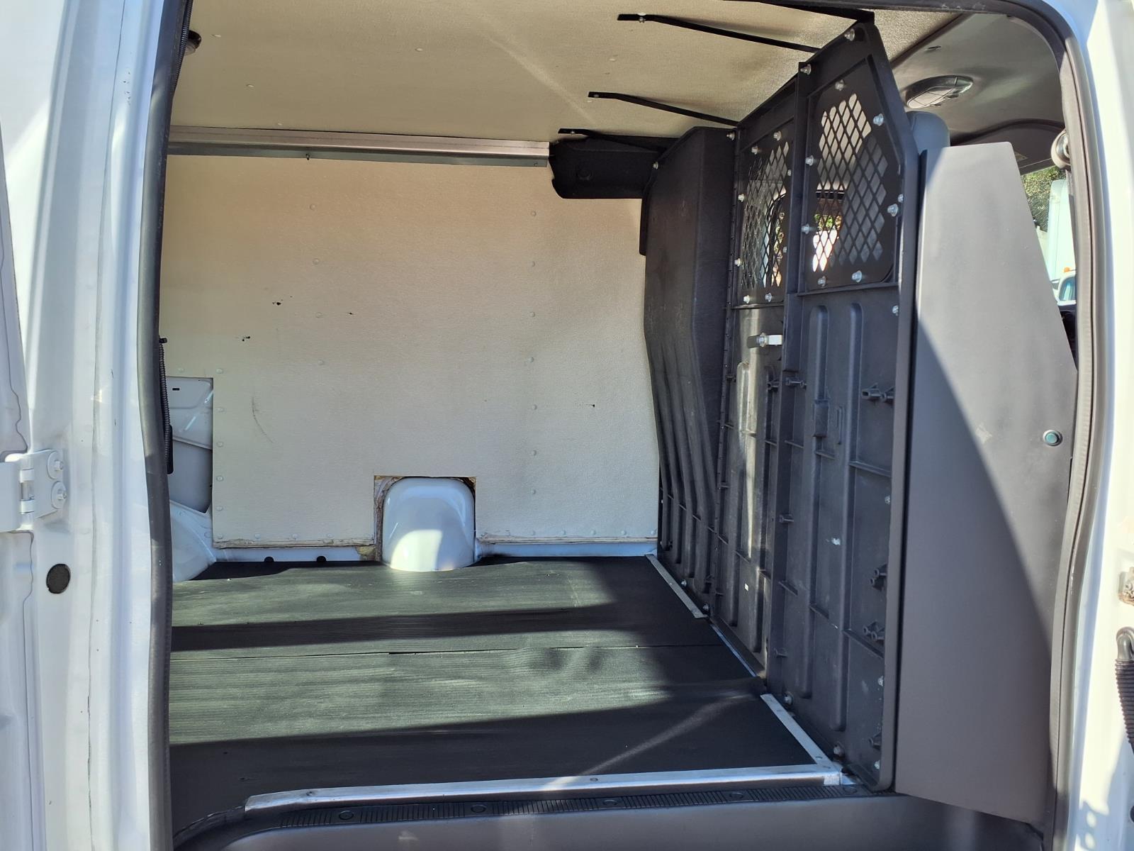 Used 2013 Ford E-350 - photo 19