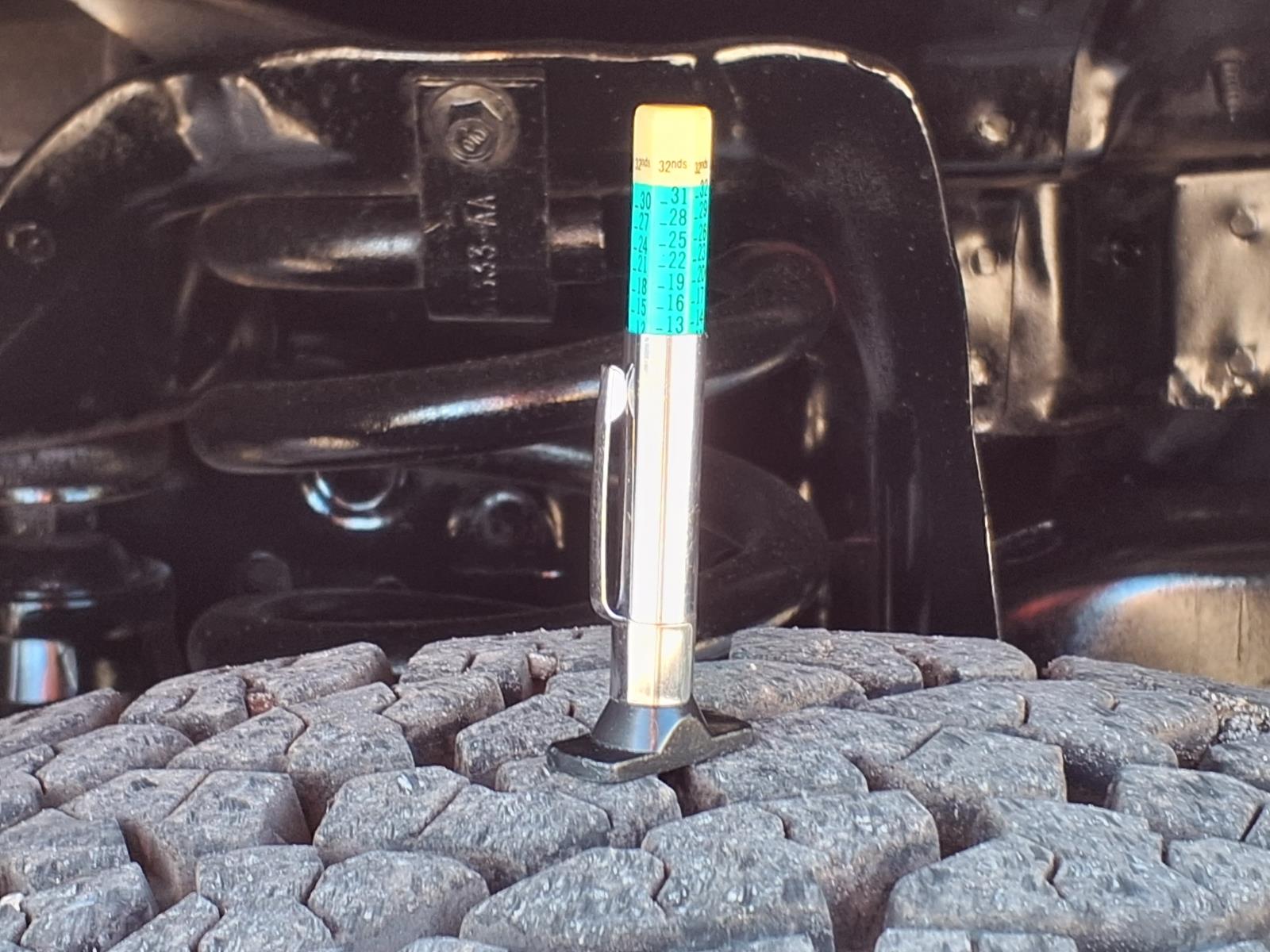 Used 2013 Ford E-350 - photo 34