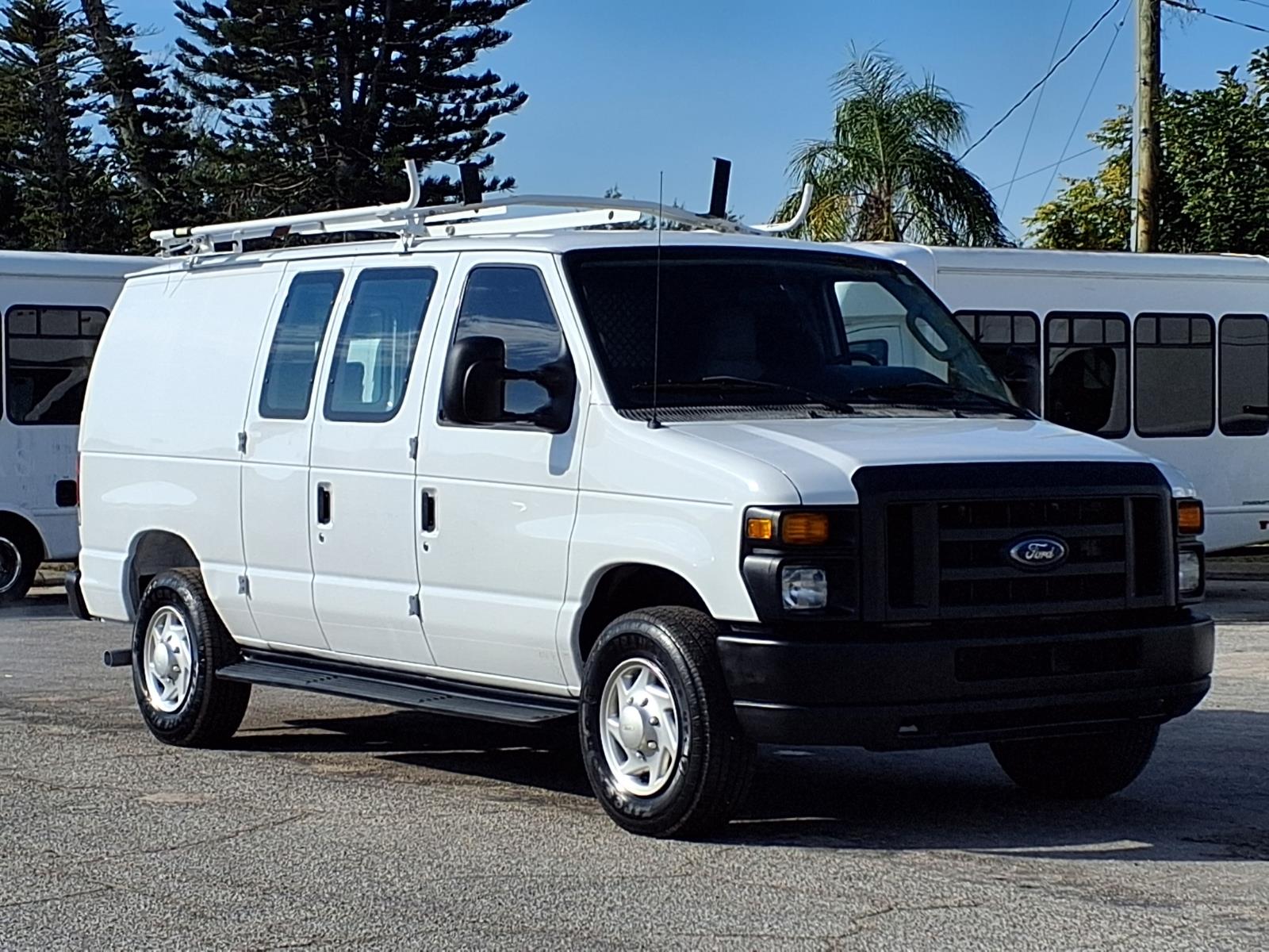 Used 2013 Ford E-250 - photo 1