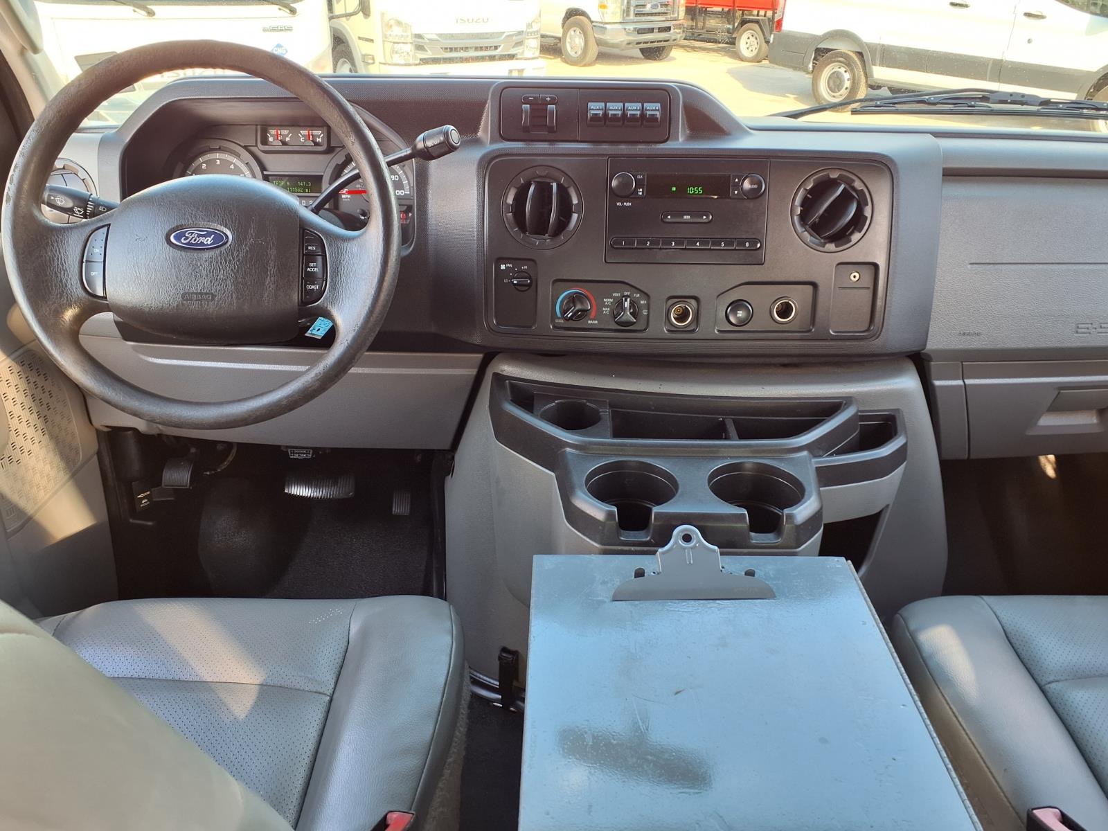 Used 2013 Ford E-250 - photo 12