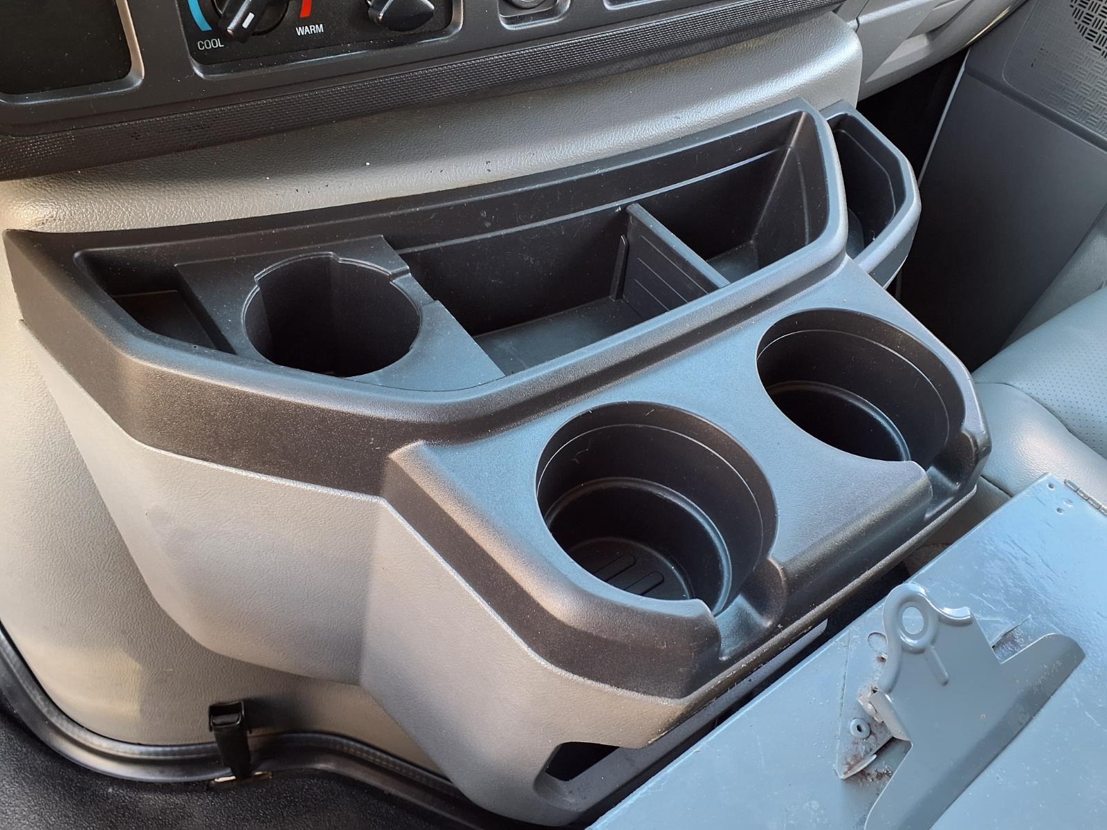 Used 2013 Ford E-250 - photo 14
