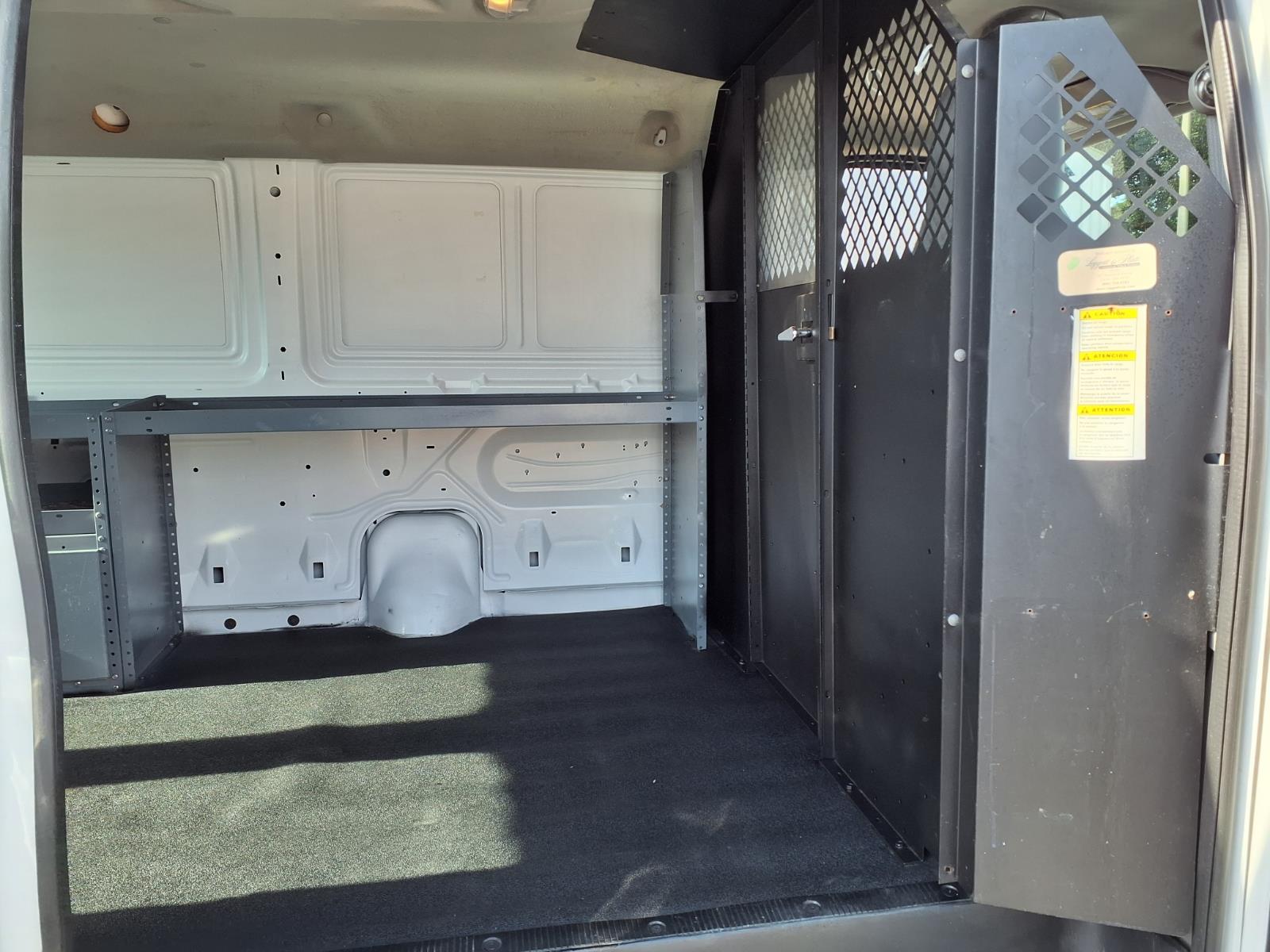 Used 2013 Ford E-250 - photo 18
