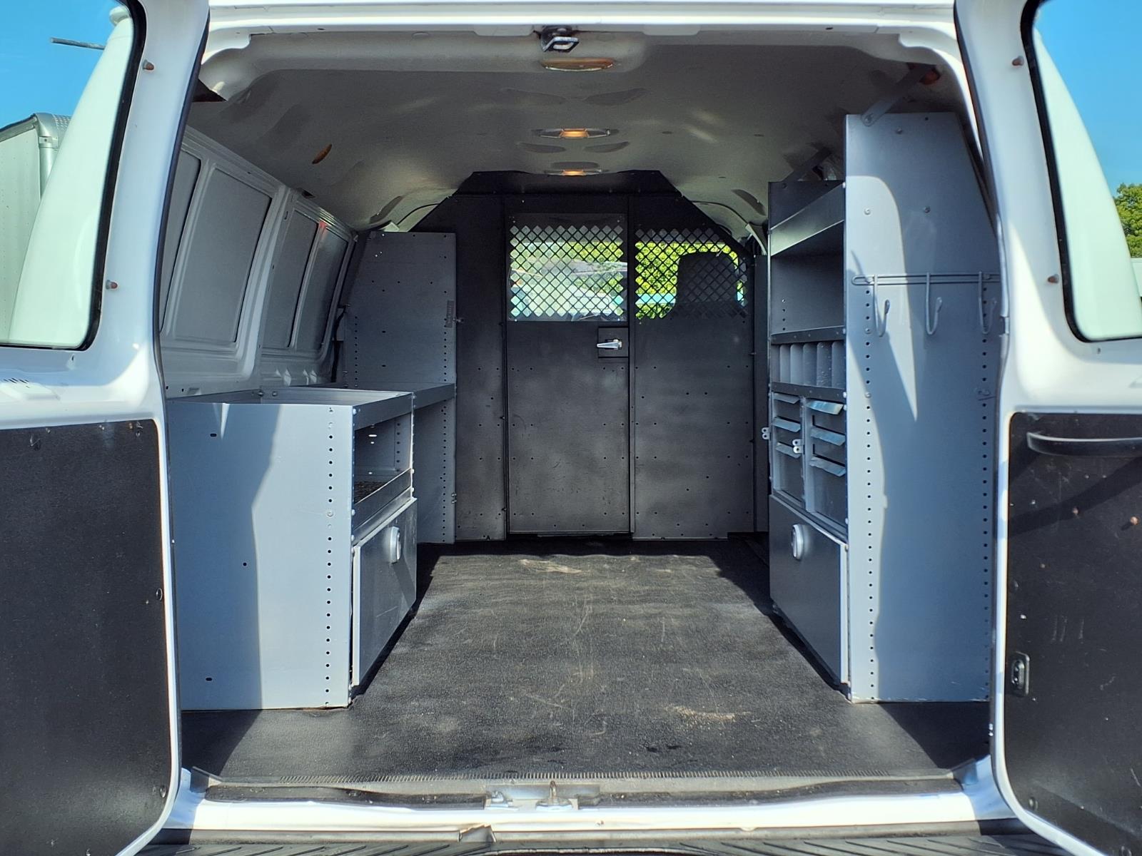 Used 2013 Ford E-250 - photo 20